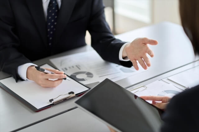 社労士の顧問料における相場と従業員数別の目安