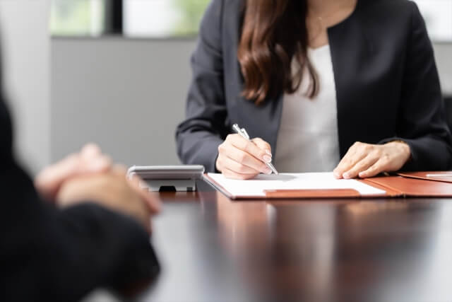 社労士の顧問料が変動する主な要因とは